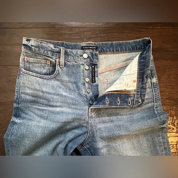 Lucky Brand 90’s High Rise Loose Jeans - Picture 14 of 16